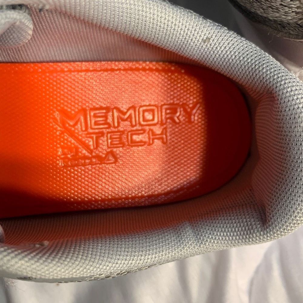 Reebok Memory Tech Cross Trainer Size 7 - Picture 7 of 7